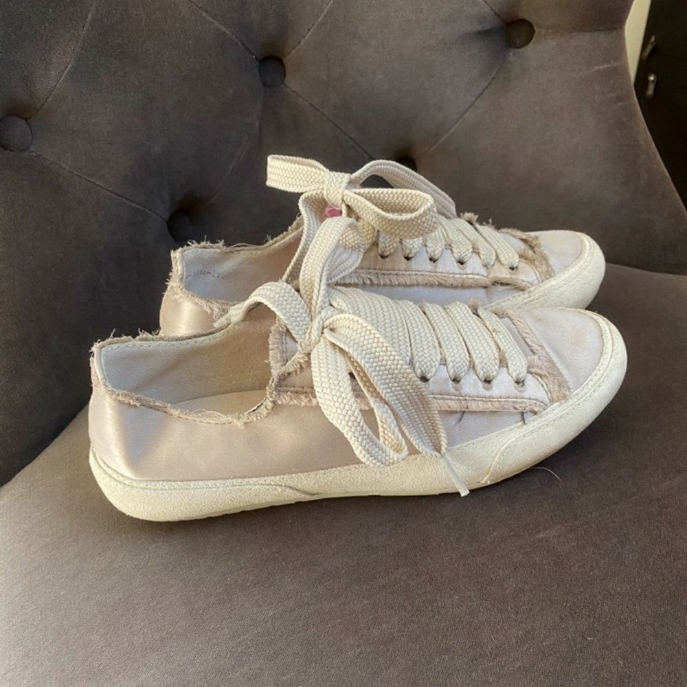 Pedro Garcia ‘PHAT’ LACE SATIN SNEAKER